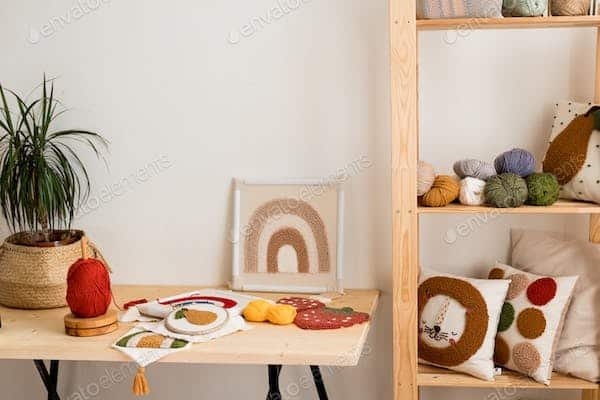 Comment créer des pièces uniques qui reflètent son style  avec le punch needle ?