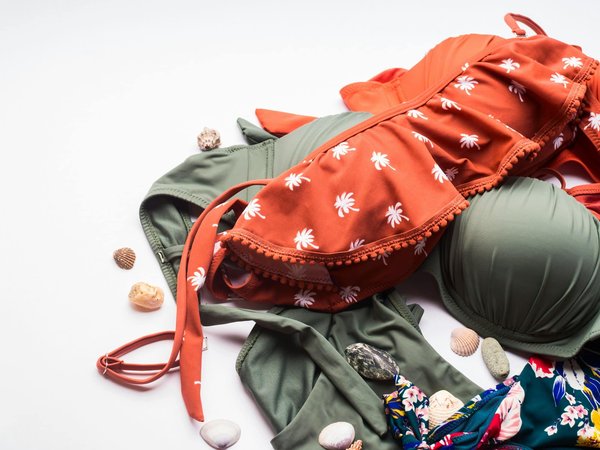 Les caractéristiques à rechercher dans un maillot de bain pour forte poitrine